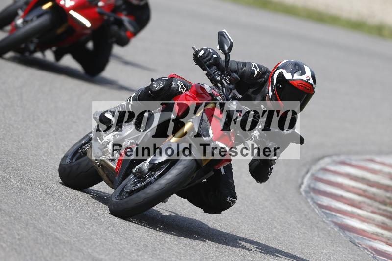 /27 12.06.2025 Ducati Schweiz Trackday Warmup  ADR/gruen-vert/ohne